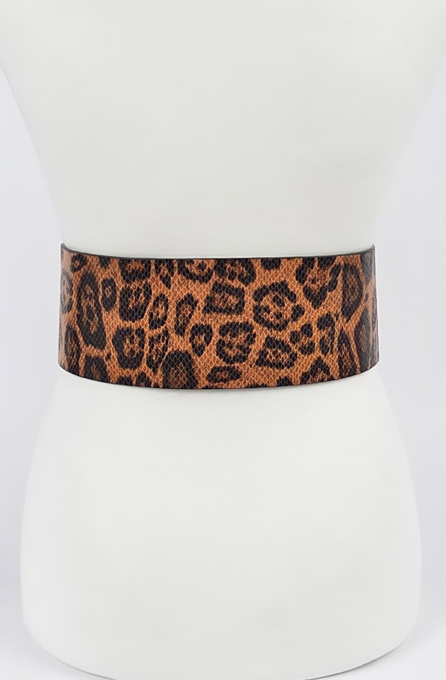 Lady’s Leopard Printed Belt